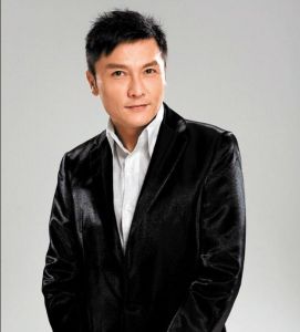 关礼杰